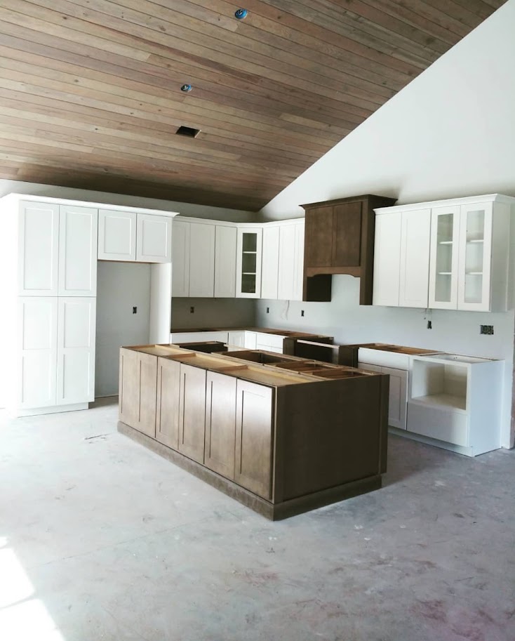 Modern kitchen cabinets in Jacksonville, FL